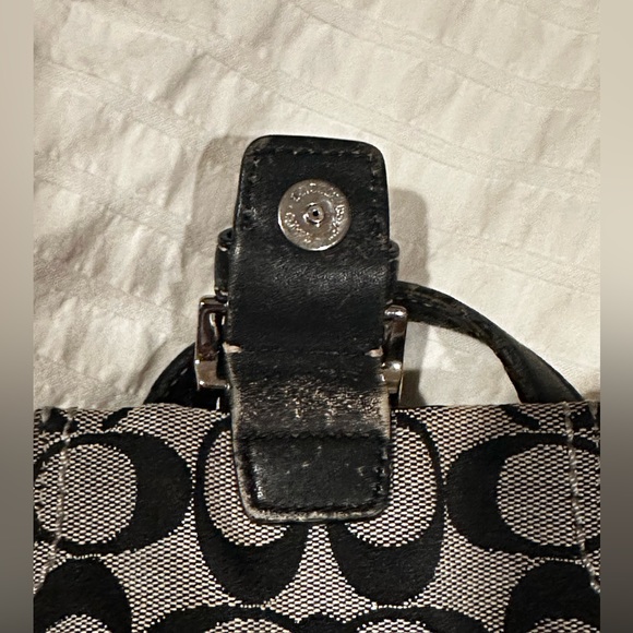 Vintage Coach Hampton Flap Bag - Picture 5 of 8